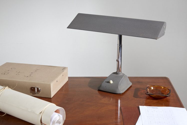 INC0213-Italian-Desk-Lamp-0003-1