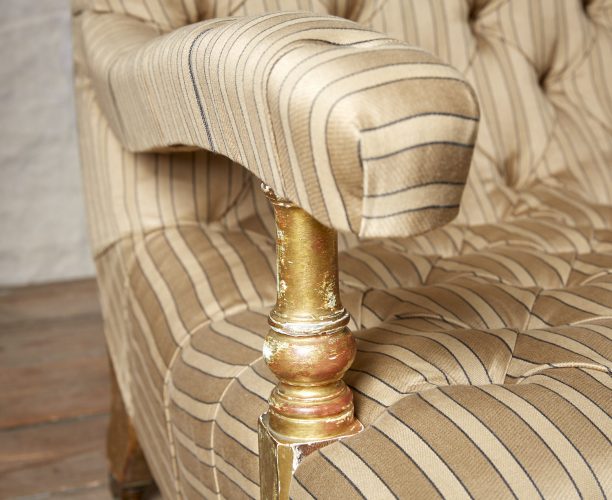 Slipper-Chair-Gold-Stripe-0008