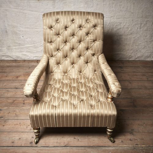 Slipper-Chair-Gold-Stripe-0032