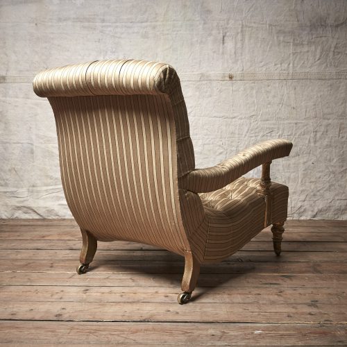Slipper-Chair-Gold-Stripe-0043