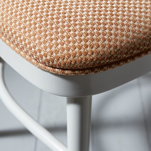 HB900204 – Camembert with Woven Brown Seat-0009