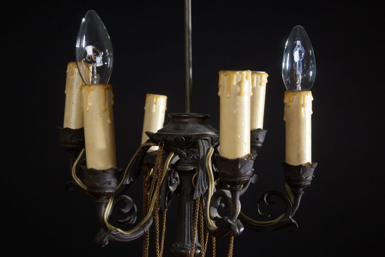 HL4634 – Bronze Lady Lamps-0010