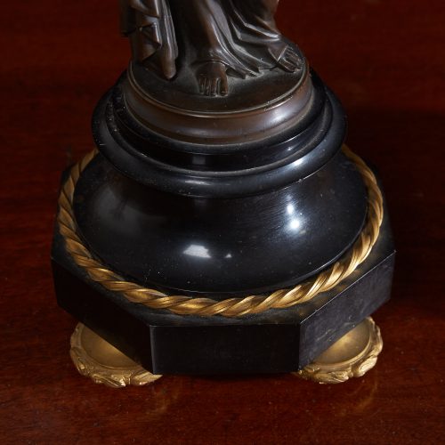 HL4634 – Bronze Lady Lamps-0016