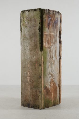 HL4653 – 2 x Wooden Mangers-0027