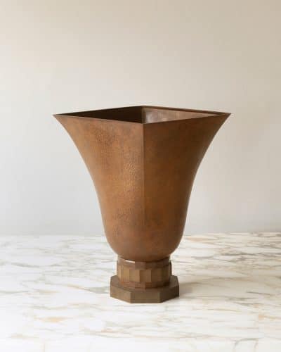 HL3990 Copper Art Deco Vase-365