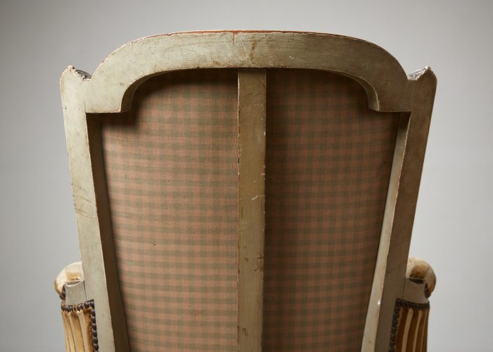 HL4730 – Louis XVI Style Bergère Chair-0006