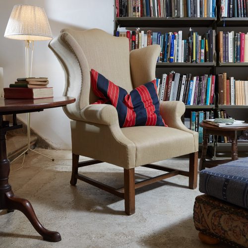 HL5108 – Wing-back Armchair-0002