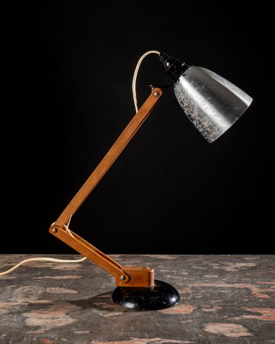 HL3209 Early Wooden Mac Lamp – Black -251