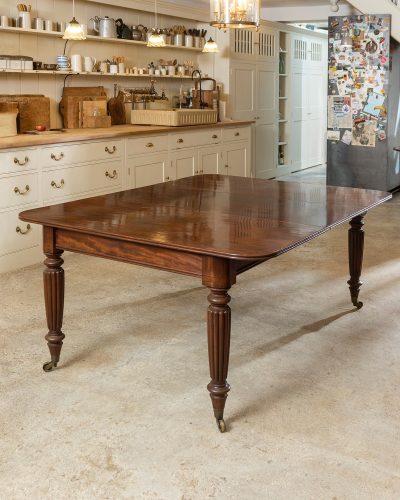 5416 Regency extendable dining table-074