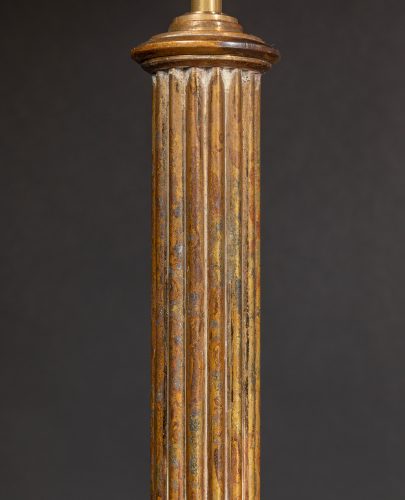 HL5965 A brass lamp in pillar shape-1284