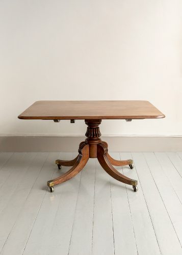 HL 4939 A GEORGE IV MAHOGANY BREAKFAST TABLE BY GILLOWS-2679