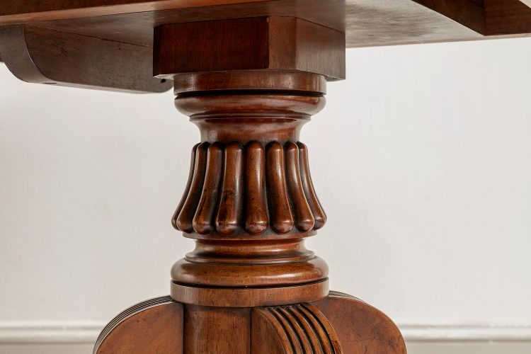HL 4939 A GEORGE IV MAHOGANY BREAKFAST TABLE BY GILLOWS-2689