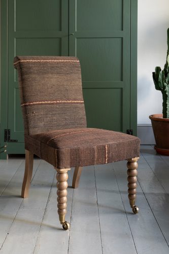 HL6385 A 19th century Gothic oak side chair-8370