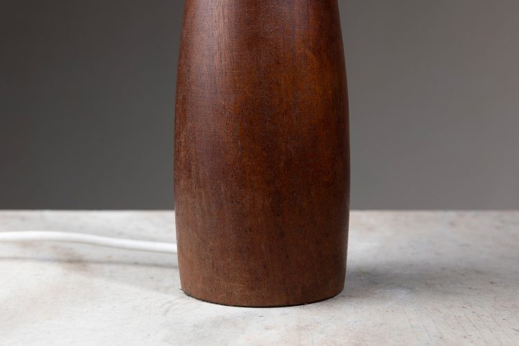 HL5964 A mahogany bottle shaped lamp-11415