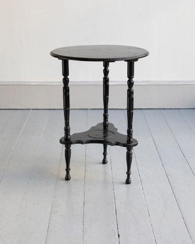 HL6422 A two-tier occasional table-15317