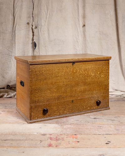 HL6973 A Victorian scumbled pine chest-24230