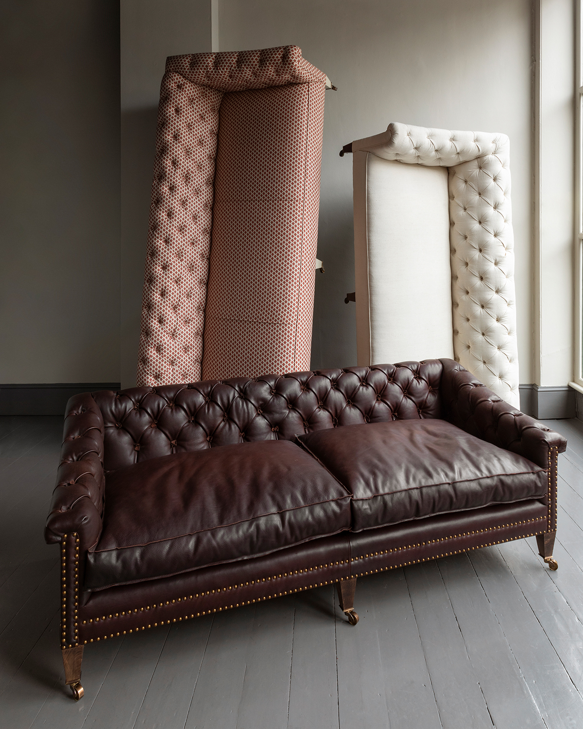 Basset Sofa In Marron Leather Howe London
