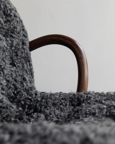 HB900651 Clam Chair in Grey Gotland Shearling-32107
