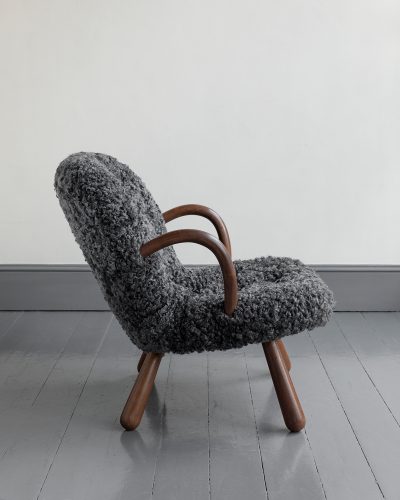 HB900651 Clam Chair in Grey Gotland Shearling-32123