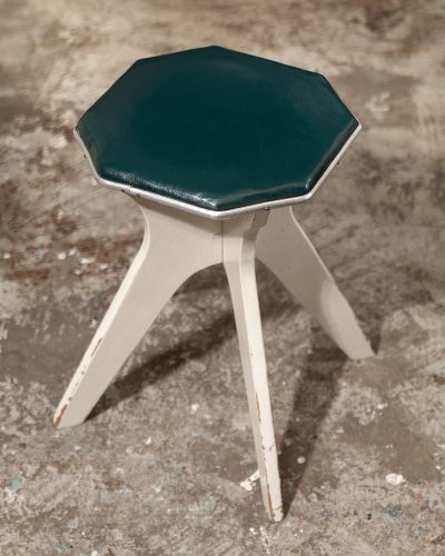 HL6221 1950’s stool with octagonal top blue vinyl tapered legs-34606b