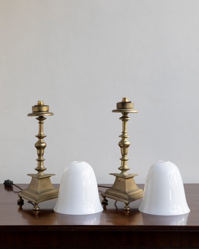 HL7451 PAIR OF BRASS TABLE LAMPS WITH OPALINE SHADES-36373
